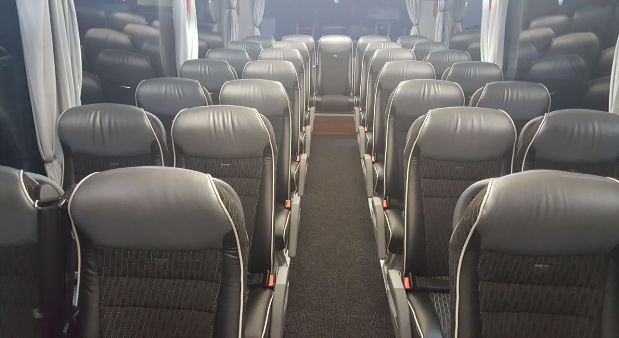 MAN LIONS Bus von innen mit 57 Sitzplätze